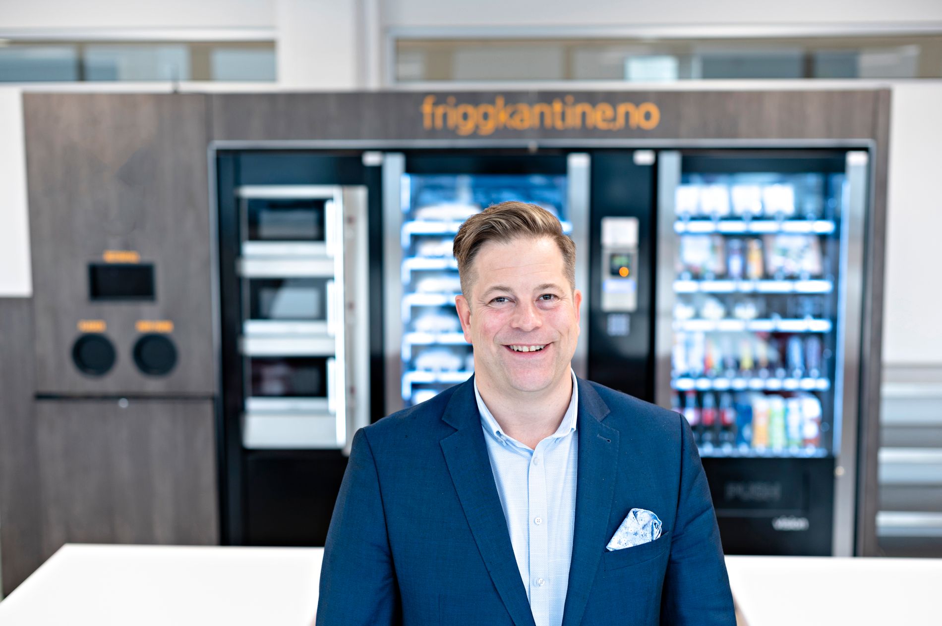 Patrick Strauss er salgsleder i Cuboid, Drammens-bedriften, som leverer Frigg Kantine til kunder over hele Norge. 