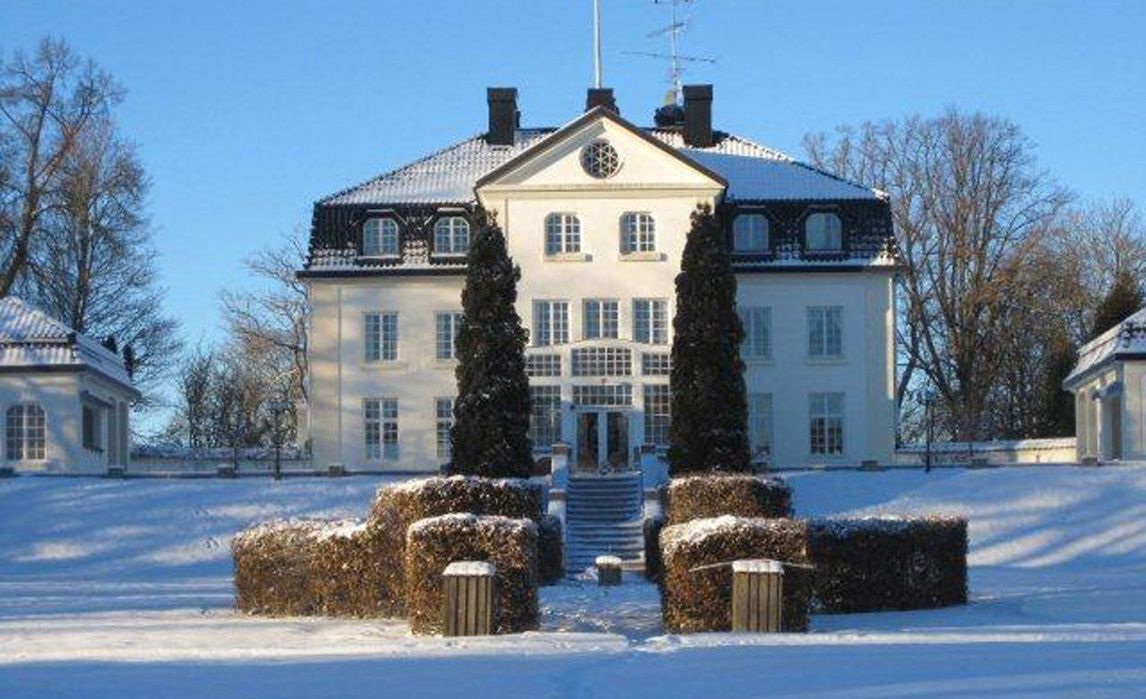 I VINTERDRAKT: Baldersnäs herrgård i Dals Långed